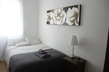 Oanda Apartments Barcelona: Villarroel 0*, Barcelone